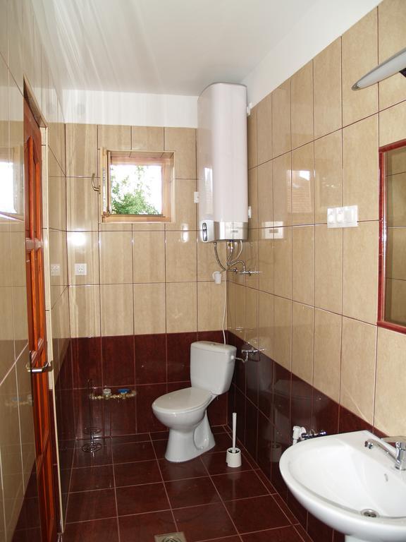 Liliom Apartman Gyula Exterior photo