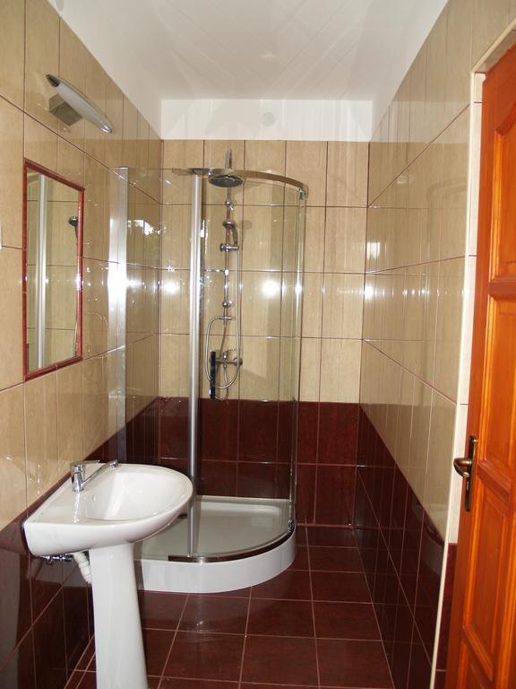 Liliom Apartman Gyula Exterior photo